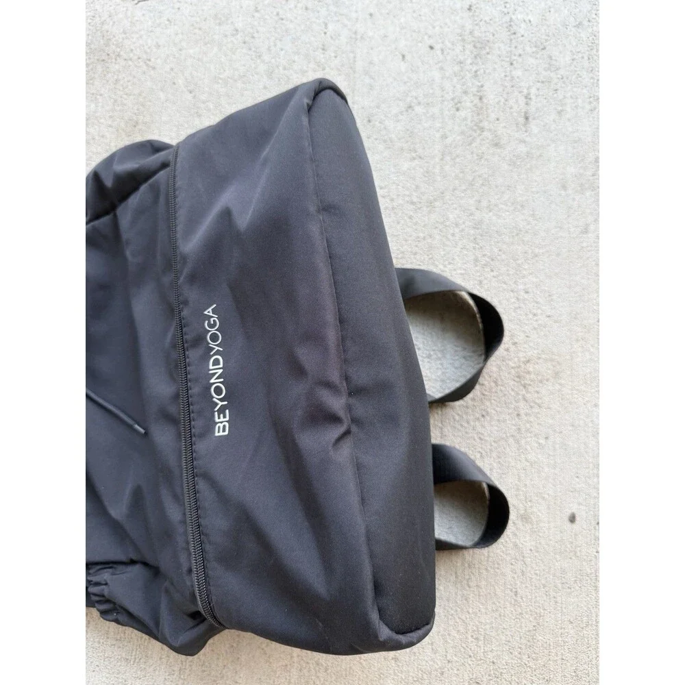 BEYOND YOGA Convertible Gym Bag Backpack 19” Black Tote With Straps And Handles